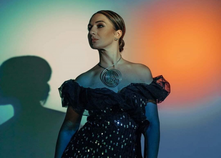 Dana Marchitan dă totul din casă! Care sunt secretele ei de frumusețe și îngrijire: „Frigul și foamea te face să fii...” - VIDEO
Dana Marchitan dă totul din casă! Care sunt secretele ei de frumusețe și îngrijire: „Frigul și foamea te face să fii...” - VIDEO