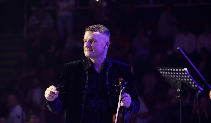 Marcel Ștefăneț - concert aniversar de neuitat pentru fanii săi! Ce surprize a pregătit maestrul - VIDEO
Marcel Ștefăneț - concert aniversar de neuitat pentru fanii săi! Ce surprize a pregătit maestrul - VIDEO