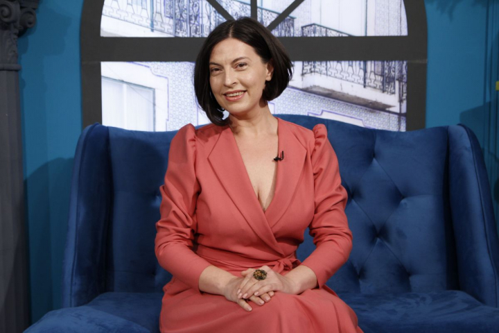 Reduceri grandioase într-un showroom din capitală! Vezi unde poți găsi cele mai stilate și comode ținute - VIDEO Reduceri grandioase într-un showroom din capitală! Vezi unde poți găsi cele mai stilate și comode ținute - VIDEO