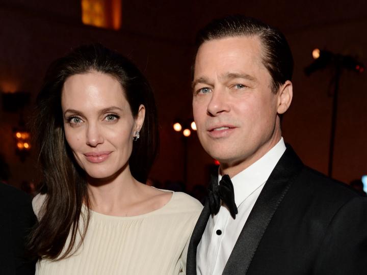 Angelina Jolie, mai sinceră ca niciodată! Actrița se pregătește pentru o nouă bătălie juridică cu Brad Pitt Angelina Jolie, mai sinceră ca niciodată! Actrița se pregătește pentru o nouă bătălie juridică cu Brad Pitt