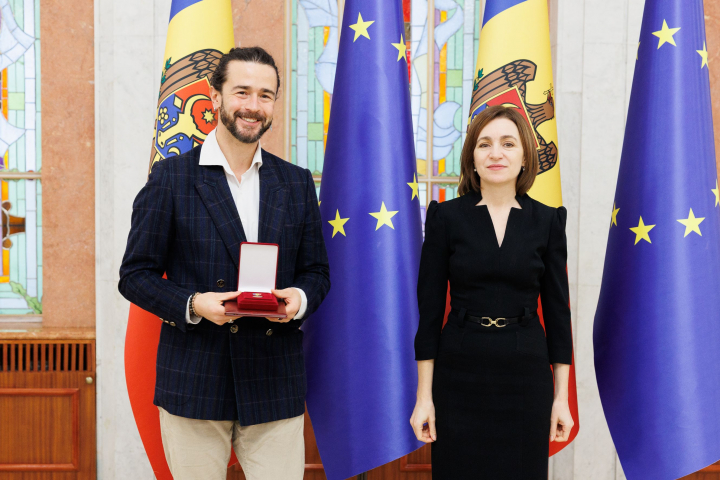 Pasha Parfeni a fost distins cu titlul „Maestru în Artă”! Ce alți artiști au fost decernați - FOTO Pasha Parfeni a fost distins cu titlul „Maestru în Artă”! Ce alți artiști au fost decernați - FOTO