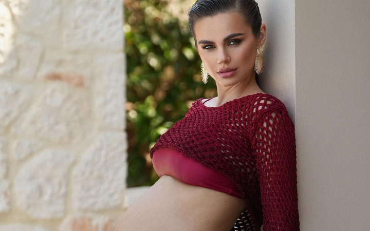 Baby boom în showbizul de la noi! Topul vedetelor care au devenit mămici în 2024 - FOTO Baby boom în showbizul de la noi! Topul vedetelor care au devenit mămici în 2024 - FOTO