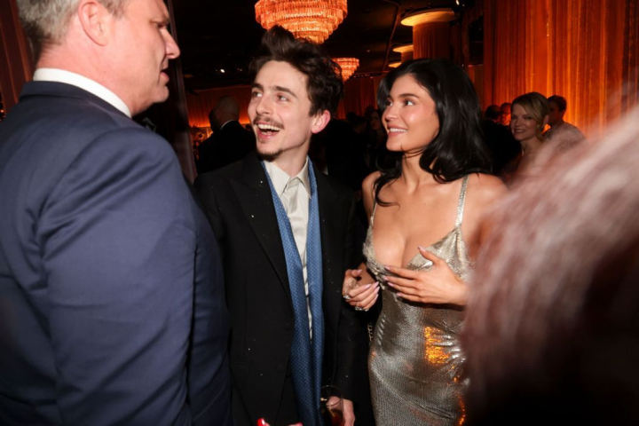 Imagini rare cu cel mai discret cuplu de la Hollywood: Timothee Chalamet și Kylie Jenner nu s-au mai ascuns și au arătat cât de mult se iubesc la Golden Globes - FOTO
