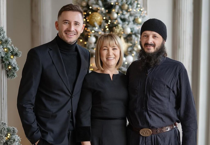 Mama lui Emilian Crețu - dezvăluiri în exclusivitate despre fiul cel mare, călugăr pe muntele Athos: „Eu n-am știut că...” - VIDEO Mama lui Emilian Crețu - dezvăluiri în exclusivitate despre fiul cel mare, călugăr pe muntele Athos: „Eu n-am știut că...” - VIDEO