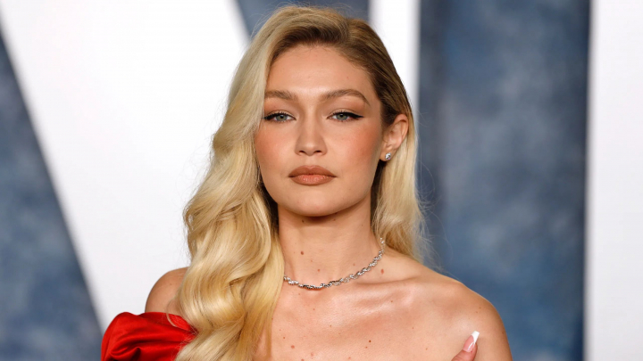 Casa în care a copilărit Gigi Hadid a fost distrusă de incendiile devastatoare din California. Cât valora locuința - FOTO
