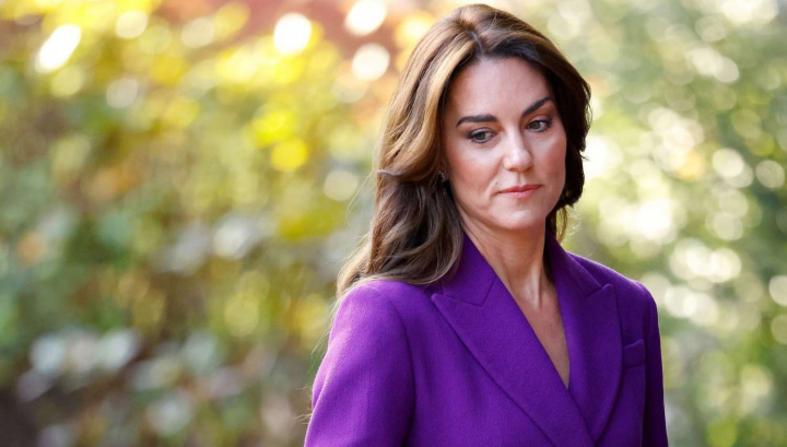 Kate Middleton urmează exemplul Prințesei Diana și acasă, când nu o vede nimeni! Ce face cu copiii ei Prințesa de Wales Kate Middleton urmează exemplul Prințesei Diana și acasă, când nu o vede nimeni! Ce face cu copiii ei Prințesa de Wales