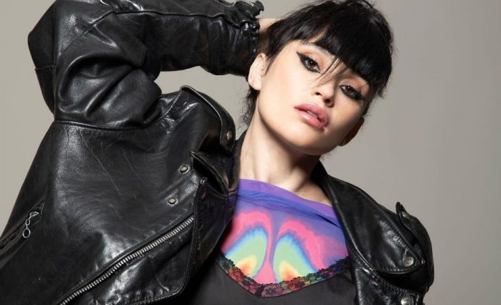 Piesa „Nu știi tu să fii bărbat”, scrisă de Irina Rimes pentru un fost iubit, a declanșat un val de divorțuri: „Sunt multe femei care vin la mine și-mi spun. Am rămas surprinsă...”
Piesa „Nu știi tu să fii bărbat”, scrisă de Irina Rimes pentru un fost iubit, a declanșat un val de divorțuri: „Sunt multe femei care vin la mine și-mi spun. Am rămas surprinsă...”