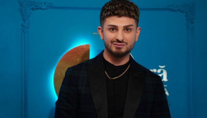 Johy Davis, pe mâna chirurgului! Ce operație estetică urmează să-și facă interpretul: „Mama și bunica nu sunt contra” - VIDEO Johy Davis, pe mâna chirurgului! Ce operație estetică urmează să-și facă interpretul: „Mama și bunica nu sunt contra” - VIDEO