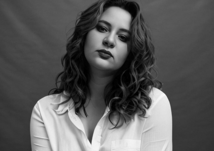 Bloggerițele și vedetele de la noi nu au trecut cu vederea noul trend! Vezi imagini cu ele generate de inteligența artificială - GALERIE FOTO