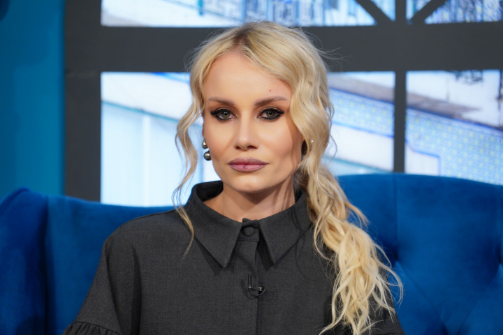 Anti-trendurile anului 2025! Stilista Valeria Canțîr îți explică ce piese vestimentare ar trebui să eviți - VIDEO Anti-trendurile anului 2025! Stilista Valeria Canțîr îți explică ce piese vestimentare ar trebui să eviți - VIDEO