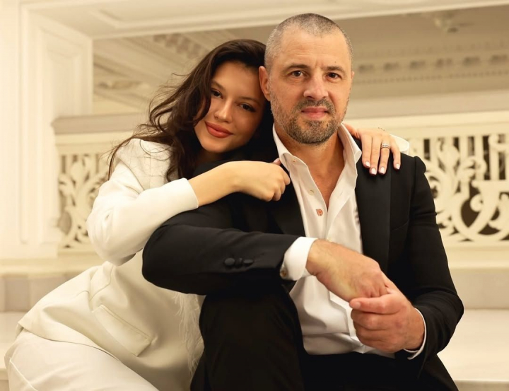 Sute de mii de vizualizări! Piesa recent lansată de Cleopatra și Pavel Stratan se află pe locul 2 în tendințe pe YouTube - VIDEO Sute de mii de vizualizări! Piesa recent lansată de Cleopatra și Pavel Stratan se află pe locul 2 în tendințe pe YouTube - VIDEO