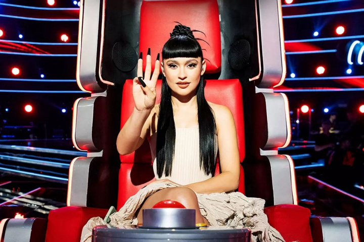 Unghii imposibil de lungi! Cine sunt vedetele de la noi care sfidează limitele - FOTO