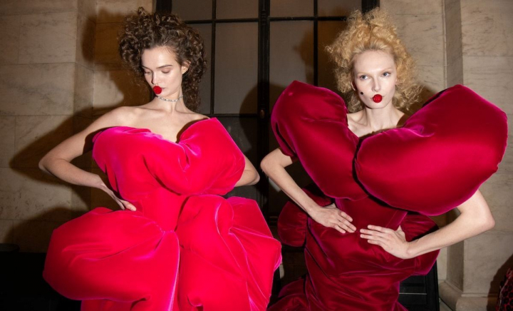 Ridicol sau original? Internauții, „dezgustați” de cele mai recente tendințe în modă prezentate de Marc Jacobs la New York Fashion Week 2025: „Nu este un look pentru toată lumea” - FOTO