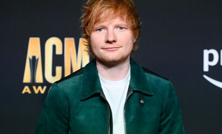 Un concert stradal susținut de Ed Sheeran în India a fost oprit de poliție. Reacția artistului după incident - VIDEO Un concert stradal susținut de Ed Sheeran în India a fost oprit de poliție. Reacția artistului după incident - VIDEO