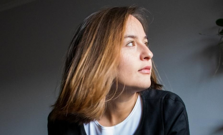 Știai că ai nevoie de o săptămână pentru a crea o sculptură din ceramică? Ceramista Anastasia Suleimanova povestește cât timp petrece în atelierul său, dar și care sunt etapele de realizare a unei decorațiuni handmade - VIDEO Știai că ai nevoie de o săptămână pentru a crea o sculptură din ceramică? Ceramista Anastasia Suleimanova povestește cât timp petrece în atelierul său, dar și care sunt etapele de realizare a unei decorațiuni handmade - VIDEO