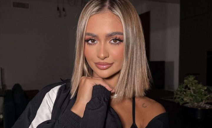 Așa arată casa Iulianei Beregoi! Interpreta a făcut publice imagini din interiorul locuinței - FOTO/VIDEO Așa arată casa Iulianei Beregoi! Interpreta a făcut publice imagini din interiorul locuinței - FOTO/VIDEO