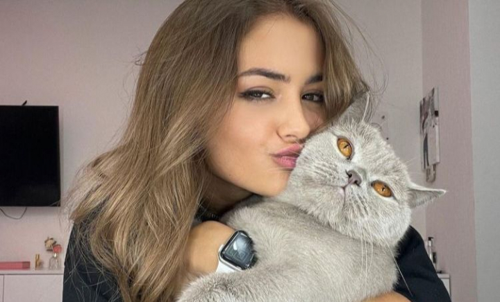 Ziua pisicilor în Europa! Top vedete de la noi care le-au ales drept animale de companie - FOTO/VIDEO Ziua pisicilor în Europa! Top vedete de la noi care le-au ales drept animale de companie - FOTO/VIDEO