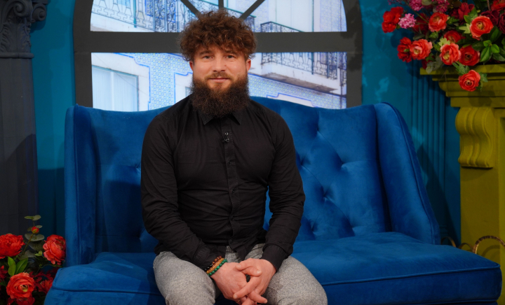 Misha Grossu - primul interviu după ce a făcut show total la „Românii au Talent”! De ce a ales să evolueze desculț pe scena talentelor, dar și ce planuri are pentru viitor - VIDEO
