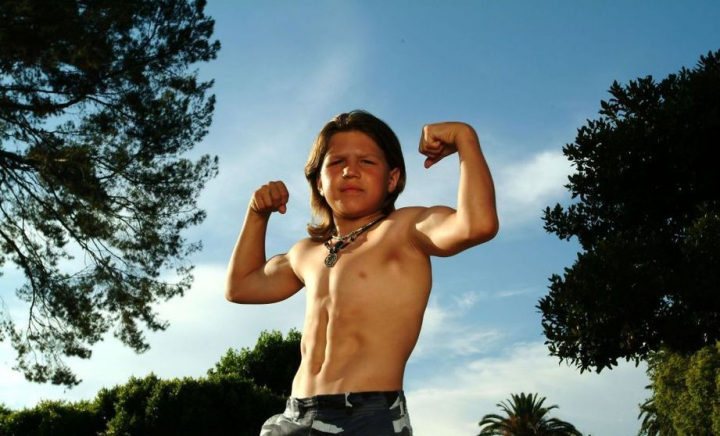 În copilărie a fost supranumit „Micul Hercule”. Cum arată și cu ce se ocupă în prezent Richard Sandrak În copilărie a fost supranumit „Micul Hercule”. Cum arată și cu ce se ocupă în prezent Richard Sandrak