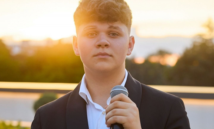 Oleg Spînu și-a deschis sufletul! Interpretul a vorbit pentru prima dată despre relația complicată pe care a avut-o cu tatăl său, care nu mai este în viață - VIDEO