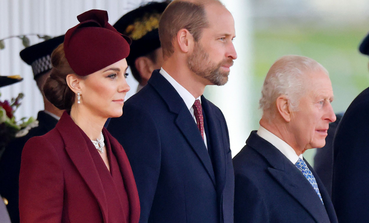Regele Charles, tot mai slăbit. William și Kate, pregătiri discrete pentru inevitabilul sfârșit al monarhului: „Sănătatea lui e în declin” Regele Charles, tot mai slăbit. William și Kate, pregătiri discrete pentru inevitabilul sfârșit al monarhului: „Sănătatea lui e în declin”