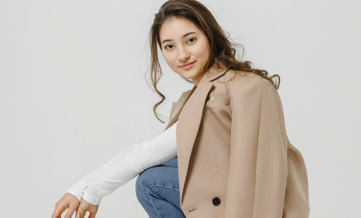 Baloane, flori și cei mai buni prieteni! Cum a sărbătorit fiica cea mare a lui Costi Burlacu și a Corinei Ţepeş, cea de-a 16-a aniversare, dar și ce daruri a primit - VIDEO Baloane, flori și cei mai buni prieteni! Cum a sărbătorit fiica cea mare a lui Costi Burlacu și a Corinei Ţepeş, cea de-a 16-a aniversare, dar și ce daruri a primit - VIDEO