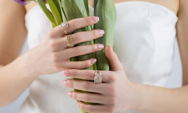 Cadoul perfect de 8 Martie îl găsești la Lion’s Jewellery! Anişoara Jantovan are câteva recomandări pentru tine - VIDEO