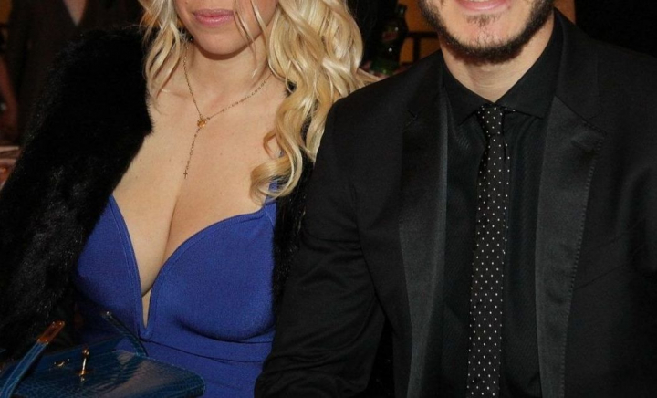 Este divorțul anului! După mai multe scandaluri şi acuzaţii de infidelitate, războiul continuă. Mișcarea cu care ea și-ar putea „distruge” soțul milionar: „Îi va ruina viaţa” Este divorțul anului! După mai multe scandaluri şi acuzaţii de infidelitate, războiul continuă. Mișcarea cu care ea și-ar putea „distruge” soțul milionar: „Îi va ruina viaţa”