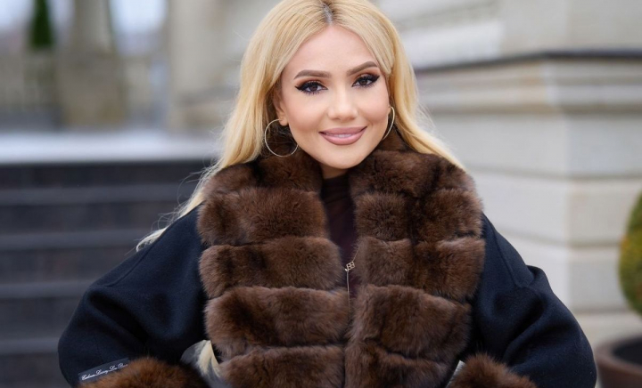 Se mărită totuși Adriana Ochişanu? Interpreta a făcut dezvăluiri exclusive: „Nu s-a înțeles, dar vă spun eu...” - VIDEO Se mărită totuși Adriana Ochişanu? Interpreta a făcut dezvăluiri exclusive: „Nu s-a înțeles, dar vă spun eu...” - VIDEO