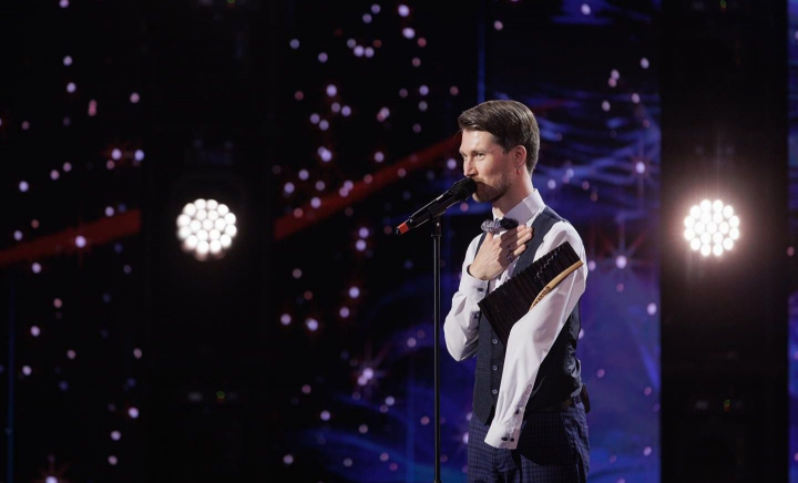 Cine este Iulian Pușcă de la „Românii au talent 2025”! Cunoaște povestea moldoveanului care a cucerit juriul cu muzica sa la nai, unicul instrument pe care l-a putut studia din cauza dizabilităţii cu care s-a născut - VIDEO Cine este Iulian Pușcă de la „Românii au talent 2025”! Cunoaște povestea moldoveanului care a cucerit juriul cu muzica sa la nai, unicul instrument pe care l-a putut studia din cauza dizabilităţii cu care s-a născut - VIDEO