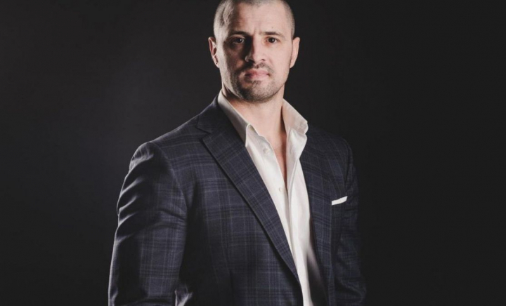 Așa tată, așa fiu! Cezar Stratan, copia fidelă a tatălui său, Pavel. Reacția fanilor: „Să fii mîndru cu aşa copii” - FOTO Așa tată, așa fiu! Cezar Stratan, copia fidelă a tatălui său, Pavel. Reacția fanilor: „Să fii mîndru cu aşa copii” - FOTO