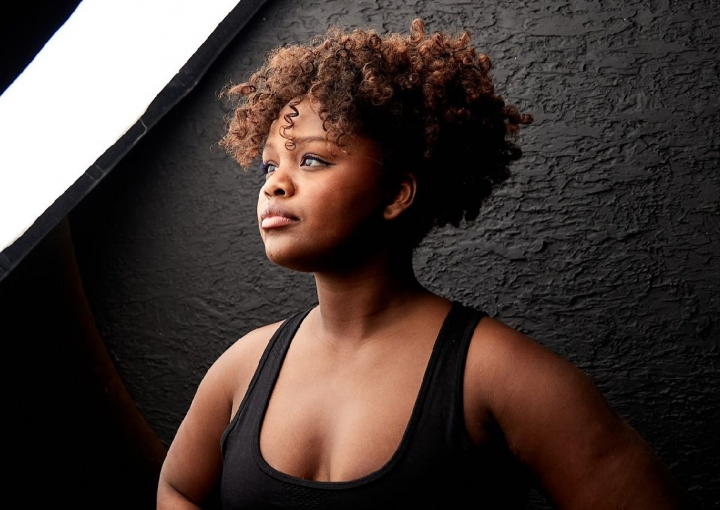 Cynthia Elisoa - luată la întrebări! N-o să-ți vină să crezi pe ce cheltuie influencerița cei mai mulți bani - VIDEO Cynthia Elisoa - luată la întrebări! N-o să-ți vină să crezi pe ce cheltuie influencerița cei mai mulți bani - VIDEO