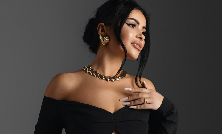 Manichiura la control! TOP 7 vedetele de la noi care poartă unghii extrem de lungi: „Foarte mulți cred că nu pot să fac nimic cu ele” - VIDEO Manichiura la control! TOP 7 vedetele de la noi care poartă unghii extrem de lungi: „Foarte mulți cred că nu pot să fac nimic cu ele” - VIDEO