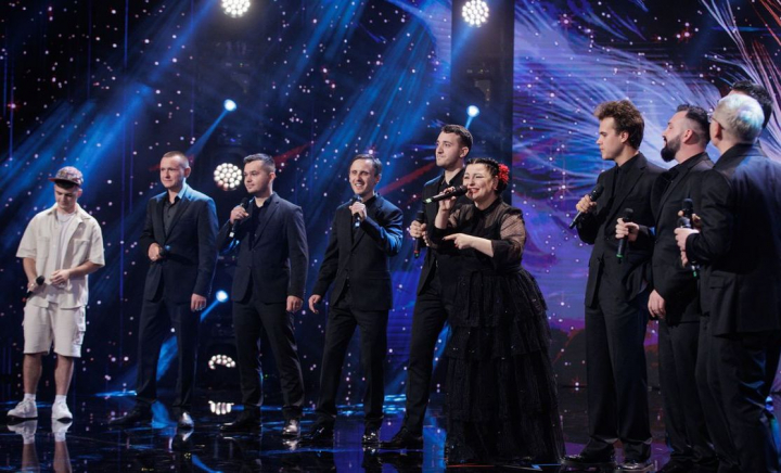 Geta Burlacu și Voxmen Acapella, show de milioane pe scena de la Românii au Talent. Reacția Andrei: „Este un moment pe care eu aș plăti să-l văd” - VIDEO Geta Burlacu și Voxmen Acapella, show de milioane pe scena de la Românii au Talent. Reacția Andrei: „Este un moment pe care eu aș plăti să-l văd” - VIDEO