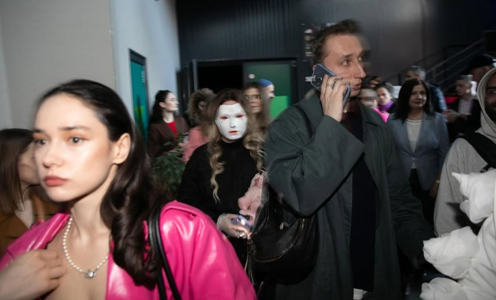 Faimoasele publicaţii Forbes şi Vogue au fost prezente la unul dintre cele mai importante evenimente de fashion din ţară! Vezi cum a fost în acest an la Moldovan Brands Runway - VIDEO Faimoasele publicaţii Forbes şi Vogue au fost prezente la unul dintre cele mai importante evenimente de fashion din ţară! Vezi cum a fost în acest an la Moldovan Brands Runway - VIDEO