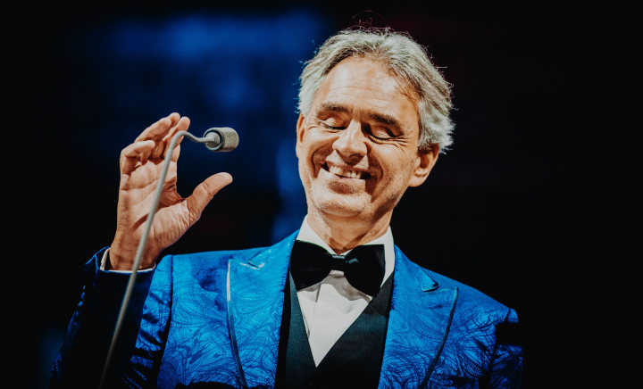 Cât de frumoasă și talentată este Virginia, unica fiică a lui Andrea Bocelli! Are o voce angelică și până la 13 ani a cântat pe cele mai mari scene ale lumii alături de celebrul ei tată și a jucat deja în primul ei film - FOTO/VIDEO Cât de frumoasă și talentată este Virginia, unica fiică a lui Andrea Bocelli! Are o voce angelică și până la 13 ani a cântat pe cele mai mari scene ale lumii alături de celebrul ei tată și a jucat deja în primul ei film - FOTO/VIDEO