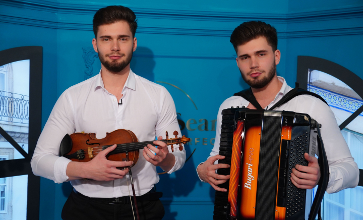 Au sau nu iubite? Ion și Emil Cardaniuc, detalii despre viețile lor personale - VIDEO