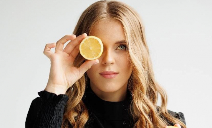 10 sfaturi dovedite științific pentru o slăbire sănătoasă! Nutriționista Dorina Îndoitu are câteva recomandări pentru tine 10 sfaturi dovedite științific pentru o slăbire sănătoasă! Nutriționista Dorina Îndoitu are câteva recomandări pentru tine