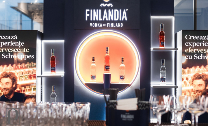 Barul Finlandia a fost punctul de atracție al serii la petrecerea perfecte.md - VIDEO Barul Finlandia a fost punctul de atracție al serii la petrecerea perfecte.md - VIDEO