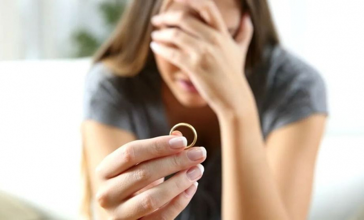 Este divorțul care a luat cu asalt showbizul! Celebrul actor i-a spus adio soției sale, după 23 de ani de căsnicie. Primele informații - FOTO Este divorțul care a luat cu asalt showbizul! Celebrul actor i-a spus adio soției sale, după 23 de ani de căsnicie. Primele informații - FOTO