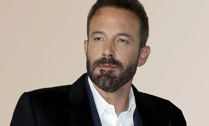 Ben Affleck, o nouă schimbare de look. Cum arată acum actorul după divorțul de Jennifer Lopez - FOTO Ben Affleck, o nouă schimbare de look. Cum arată acum actorul după divorțul de Jennifer Lopez - FOTO