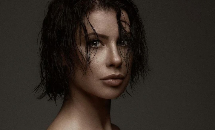 Natalia Barbu dă un nou suflu piesei „Flori de liliac”. Te va cuceri din prima - VIDEO Natalia Barbu dă un nou suflu piesei „Flori de liliac”. Te va cuceri din prima - VIDEO