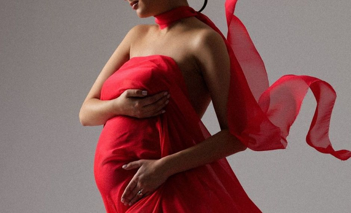 A venit barza! Una dintre cele mai cunoscute influencerițe de la noi a devenit mamă pentru a doua oară - FOTO/VIDEO
A venit barza! Una dintre cele mai cunoscute influencerițe de la noi a devenit mamă pentru a doua oară - FOTO/VIDEO