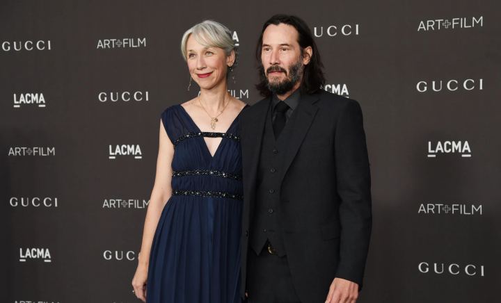 Keanu Reeves și Alexandra Grant, surprinși în ipostaze romantice la Londra. Cum a atras atenția celebrul cuplu - FOTO Keanu Reeves și Alexandra Grant, surprinși în ipostaze romantice la Londra. Cum a atras atenția celebrul cuplu - FOTO