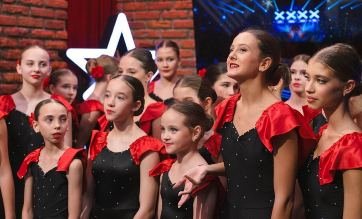 Trupa „Golden” i-a uimit pe jurații de la „Românii au talent” cu un sincron magnific: „Asta e partea foarte frumoasă la grupuri” - VIDEO Trupa „Golden” i-a uimit pe jurații de la „Românii au talent” cu un sincron magnific: „Asta e partea foarte frumoasă la grupuri” - VIDEO