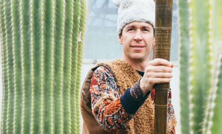 Roman Iagupov, despre noul hit al lui Magnat și Feoctist: „Piesa asta e mai mult despre țărănisme decât despre folclor” - VIDEO Roman Iagupov, despre noul hit al lui Magnat și Feoctist: „Piesa asta e mai mult despre țărănisme decât despre folclor” - VIDEO