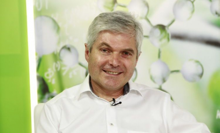 Ficatul gras - provocarea actuală în hepatologie. Care este cauza apariției steatozei, dar și cum o poți trata, îți explică medicul gastroenterolog Eugen Tcaciuc - VIDEO Ficatul gras - provocarea actuală în hepatologie. Care este cauza apariției steatozei, dar și cum o poți trata, îți explică medicul gastroenterolog Eugen Tcaciuc - VIDEO