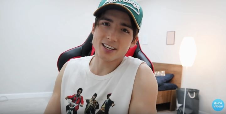 Ce mai face și cu ce se ocupă acum Ilie Bivol, cândva cel mai popular vlogger din Moldova - VIDEO Ce mai face și cu ce se ocupă acum Ilie Bivol, cândva cel mai popular vlogger din Moldova - VIDEO