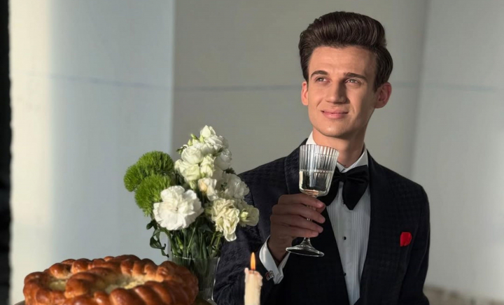 A făcut anunțul chiar de ziua lui de naștere. Gabriel Nebunu și-a cumpărat casă: „Am pus prima fundație reală a unui vis” - FOTO A făcut anunțul chiar de ziua lui de naștere. Gabriel Nebunu și-a cumpărat casă: „Am pus prima fundație reală a unui vis” - FOTO