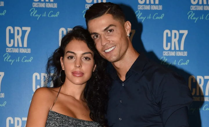 Clipul cu care Cristiano Ronaldo a topit inimile tuturor. Gestul emoționant făcut de ziua fiicei sale. Georgina a surprins totul - FOTO/VIDEO Clipul cu care Cristiano Ronaldo a topit inimile tuturor. Gestul emoționant făcut de ziua fiicei sale. Georgina a surprins totul - FOTO/VIDEO